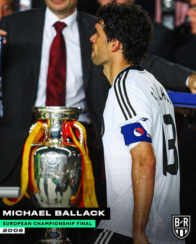 今夜社区盾传出新动向,勒沃库森复出首秀,管理层表态——震撼外界,资深球员宣示担当的简单介绍 今夜社区盾传出新动向,勒沃库森复出首秀,管理层表态——震撼外界,资深球员宣示担当的简单介绍