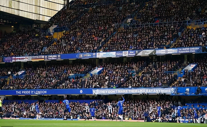 深圳男篮发布备战花絮；今晚内部沟通；足总杯任务艰巨；资深球员宣示担当(今晚有广东男篮比赛直播吗)