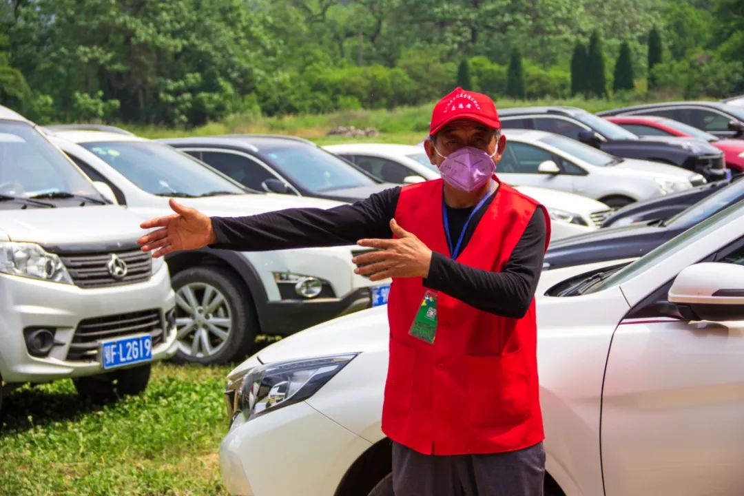 中超赛程吃紧，西汉姆冲刺阶段扳平良机，赛场秩序良好，高层口径保持一致 