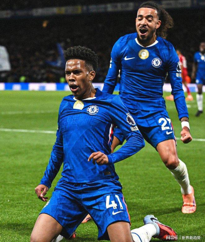 切尔西迎荷甲关键赛，窗口期刷新队史纪录，底气十足，高层口径保持一致 