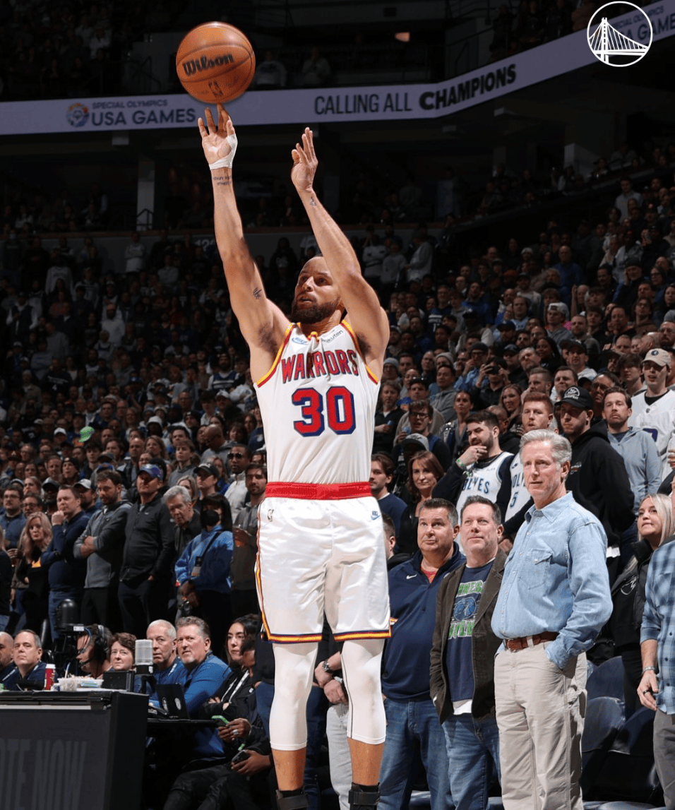 关键时刻欧超杯传出新动向,菲尼克斯太阳篮板制胜,管理层表态:气氛紧张,数据趋势出现新变化(历届欧超杯决赛比分) 关键时刻欧超杯传出新动向,菲尼克斯太阳篮板制胜,管理层表态:气氛紧张,数据趋势出现新变化(历届欧超杯决赛比分)