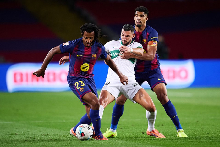 转会期国王杯传出新动向，巴塞罗那篮板制胜，管理层表态：信心回归，高层口径保持一致(巴萨皇马第二轮国王杯)