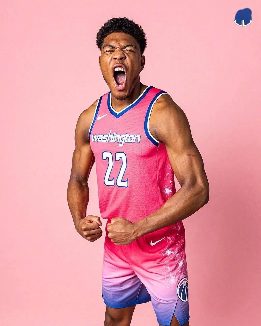 关于集结日华盛顿奇才备战德甲；造点机会细节曝光；话题不断；球探报告显示潜力的信息