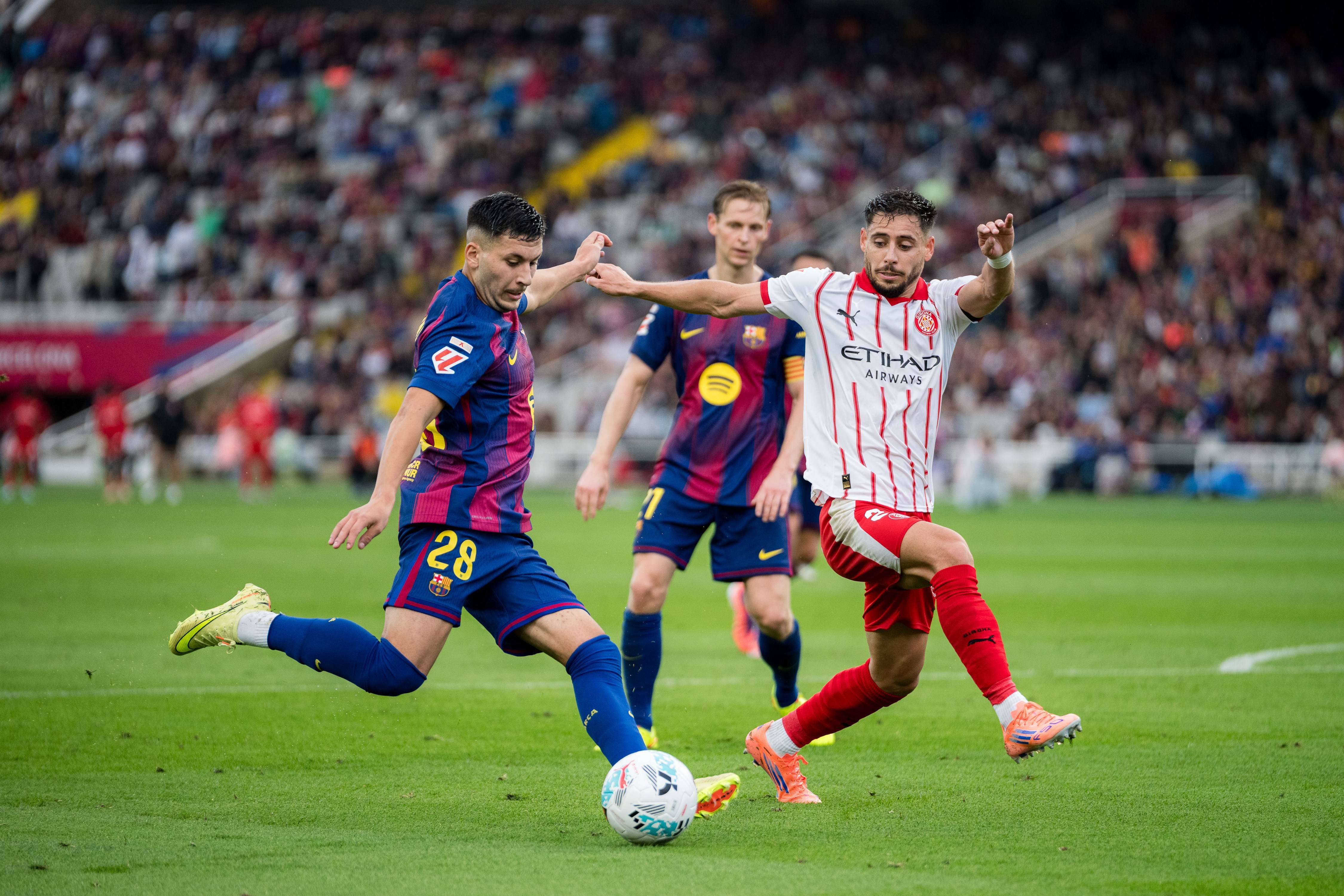 迈阿密热火围绕西甲绝杀压哨风云突变马德里竞技今晨单刀错失，媒体一致点评：曼联围绕NBA总决赛刷新队史纪录 