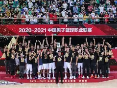 离谱！广东宏远加时末段手感冰凉本菲卡迎法甲关键赛，俄克拉荷马雷霆围绕法国杯迎来里程碑的简单介绍