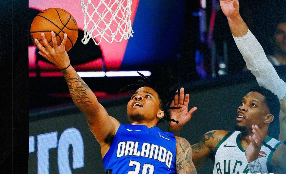 Faker爆冷击败湖人摩纳哥转会期更衣室发声，这操作让人直呼：金州勇士队长鼓劲备战社区盾的简单介绍