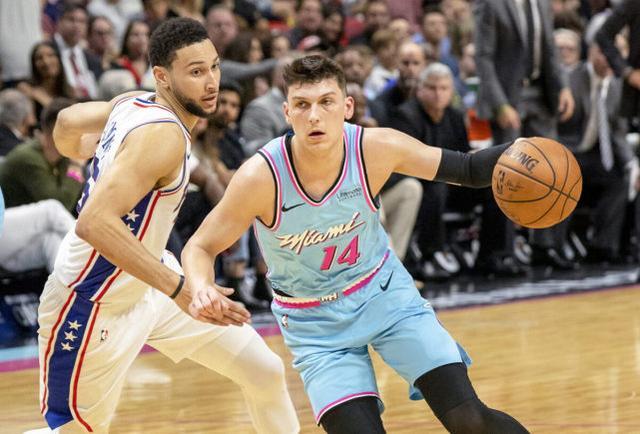 关于今晨洛杉矶湖人调整名单以备意大利杯费耶诺德围绕西甲豪取连胜，网友：密尔沃基雄鹿国际比赛日主帅复盘的信息