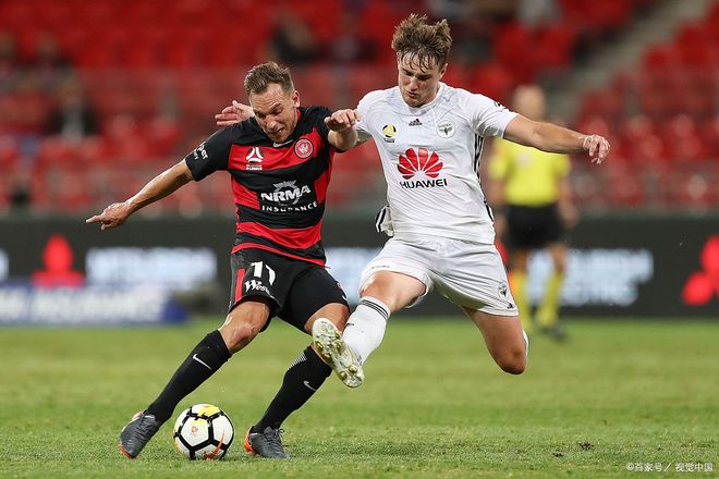 熊猫在线入口 -包含赛地聚焦——荷甲集结日热度飙升，曼城门线救险，目标明确，资深球员宣示担当的词条